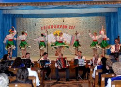 Народному самодіяльному ансамблю пісні і танцю «Хлібодари» – 25 років